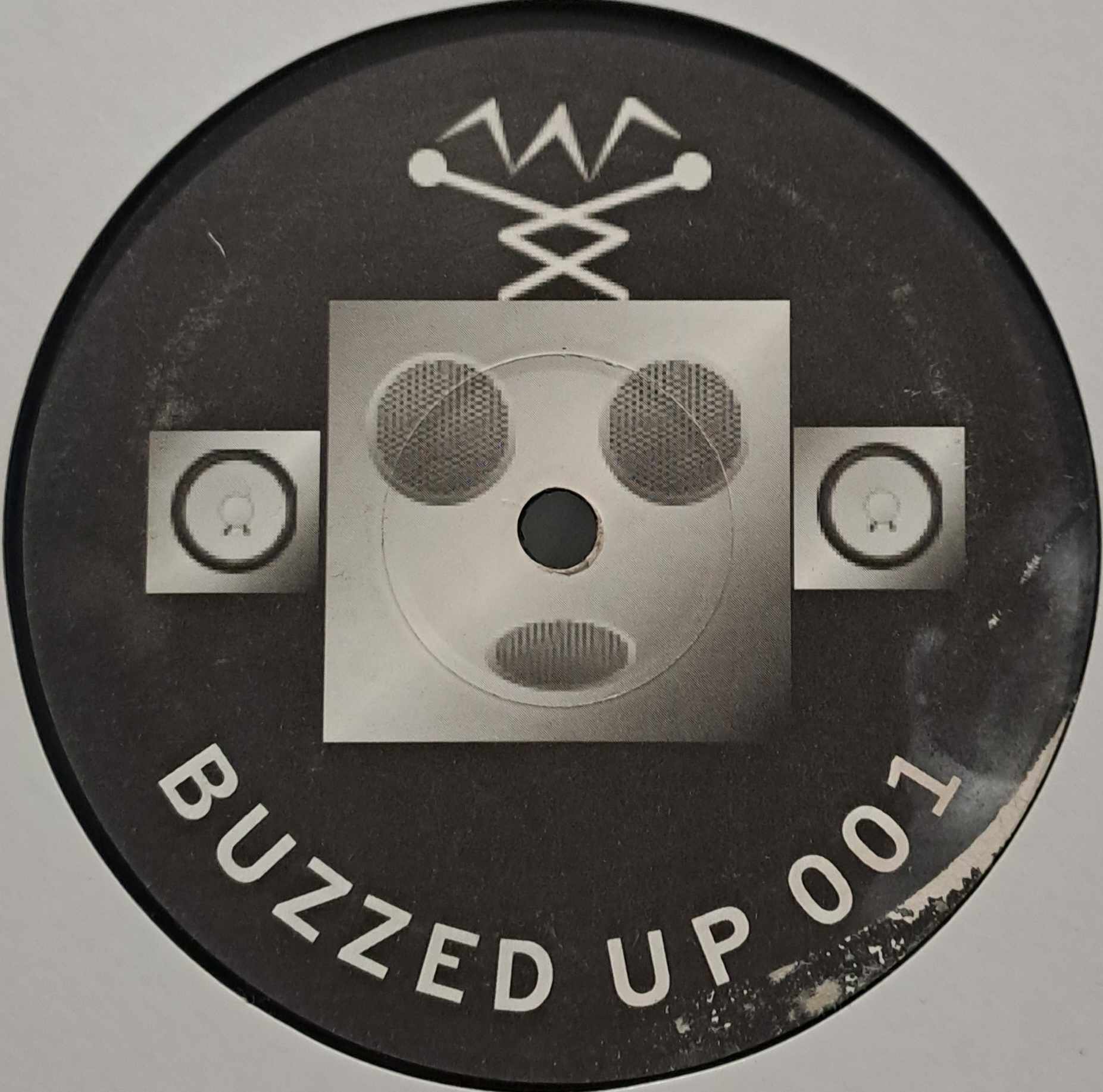 Buzzed Up 01 - vinyle freetekno